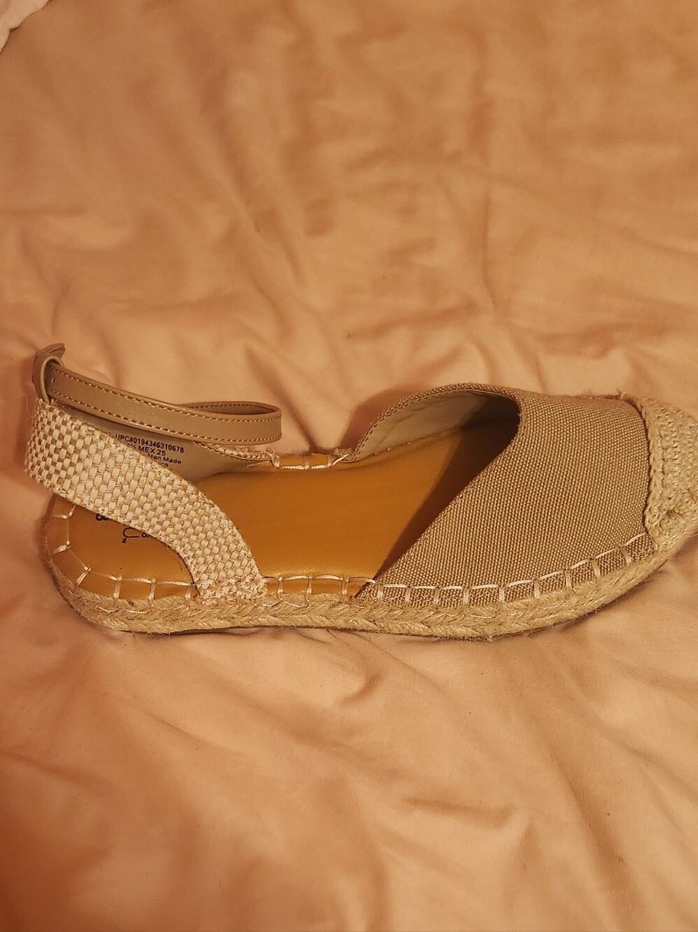 Time And Tru Sandals